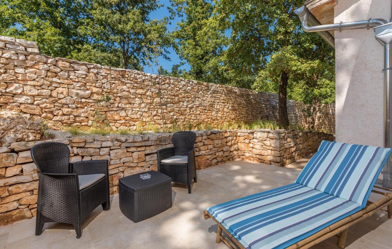 Family Villa Lipica With Private Pool And Jacuzzi Pazin Dış mekan fotoğraf