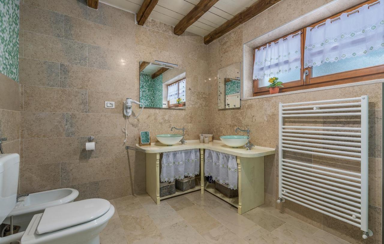 Family Villa Lipica With Private Pool And Jacuzzi Pazin Dış mekan fotoğraf